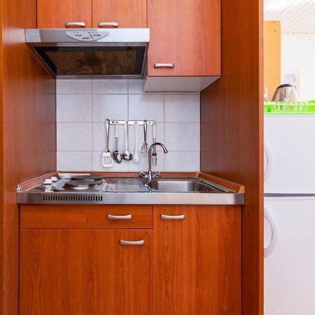 Apartments And Rooms With Parking Space Skrbcici, Krk - 21231 Ruang foto